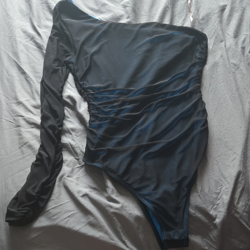 Black One-Shoulder Bodysuit